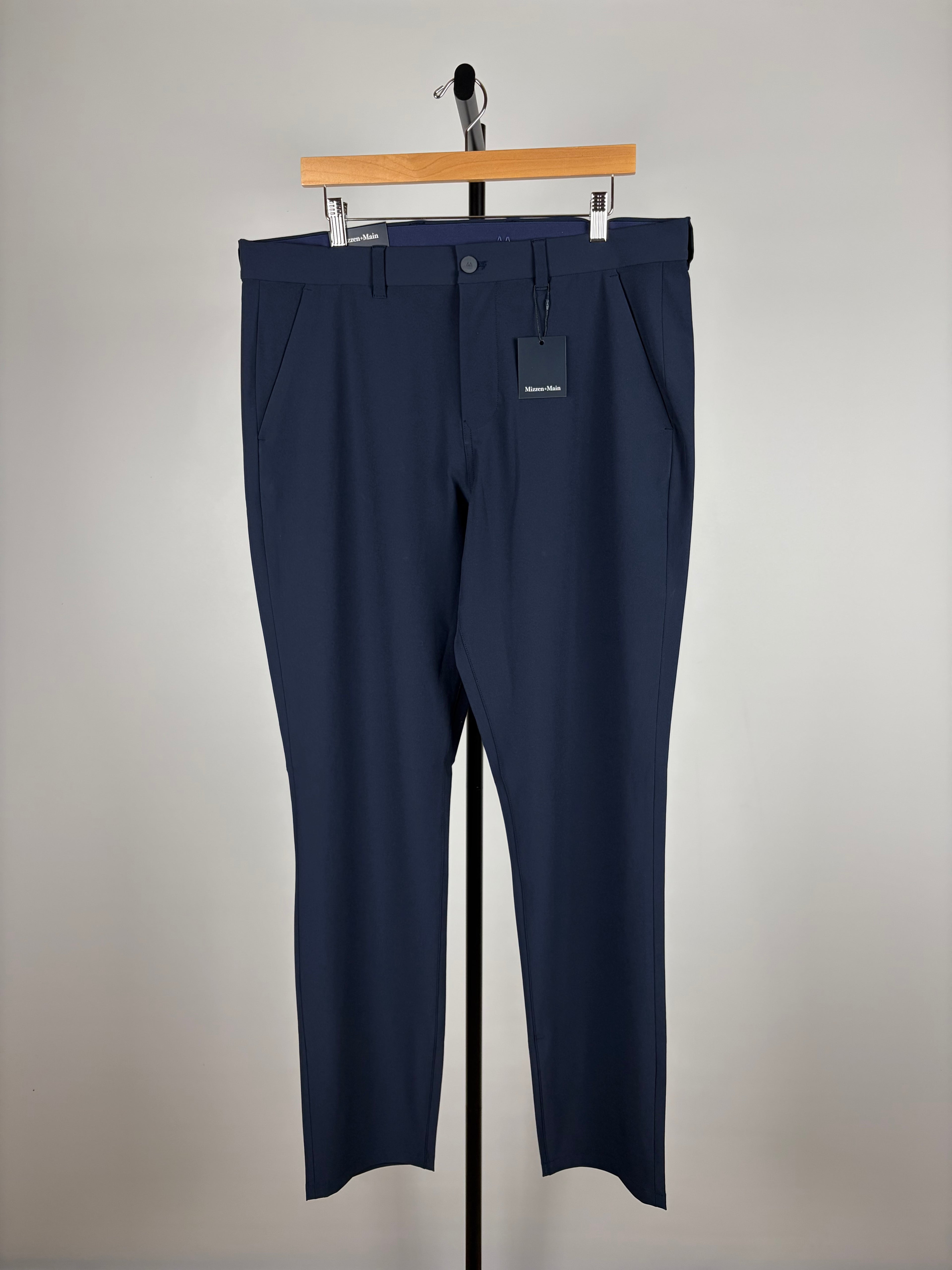 Mizzen Main Helmsman Chino Pant